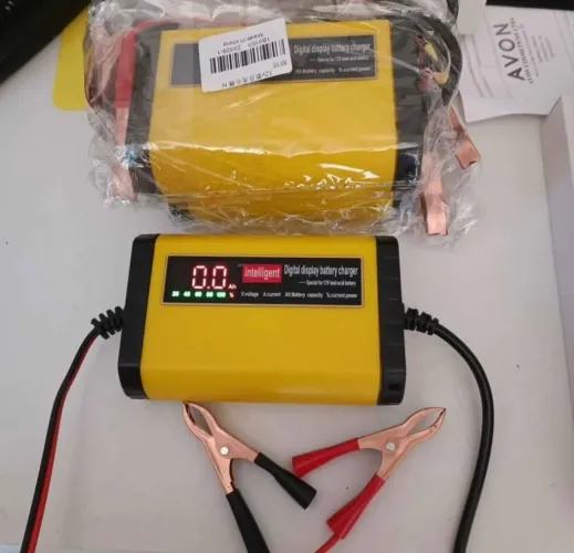 Carregador de bateria Carro e moto ! Ofertas
