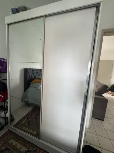 Vendo guarda roupas