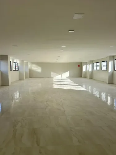 Edifício Corporativo de Alto Padrão | 700 m² | Elevador | Garagem Privativa | João Pessoa/