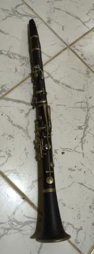 Clarinete antigo em madeira, sistema Albert