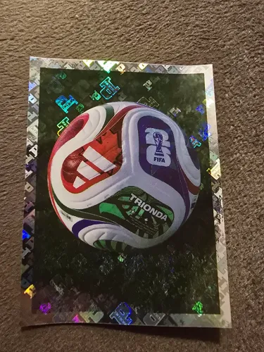 Figurinha da Copa do Mundo FWC 5 - Bola Trionda