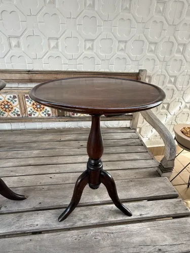 Conjunto de mesinha lateral madeira vintage