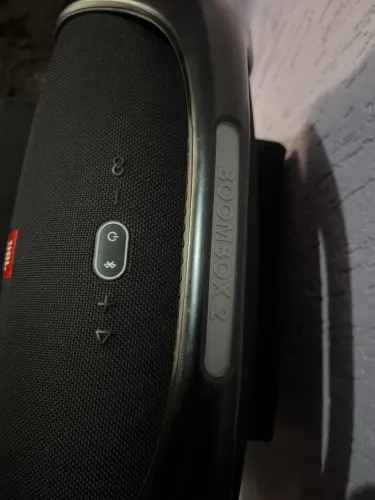 Jbl bom box 2