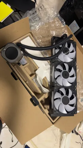 Watercooler corsair titan 360 LCD