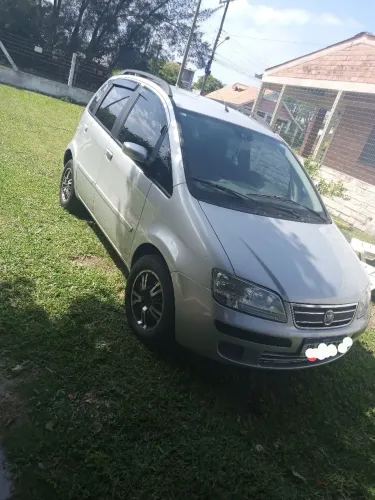 Fiat Idea ELX 1.4 MPI Fire Flex 8V 5P 2010