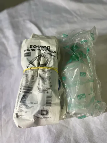 Kit Hospitalar: Umidificador de Oxigênio + 6 Equipos de Nutrição Enteral