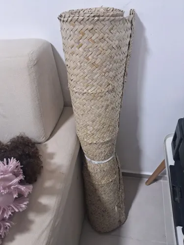 Esteira de palha traçada em perfeito estado