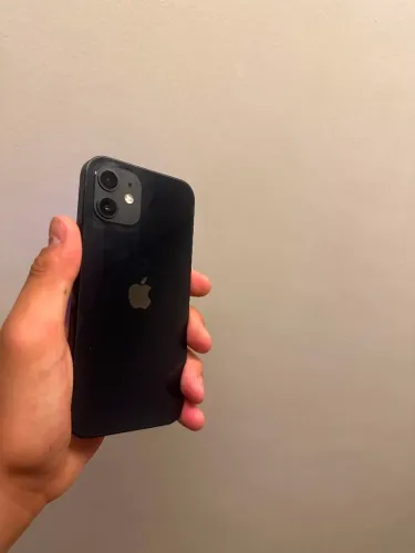 Iphone 12 novinho