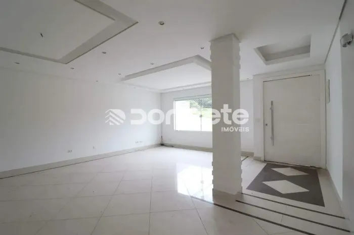 Sobrado para Locação no Campestre (Santo André) | 3 Dorms, 1 Suíte, Churrasqueira e 4 Vaga