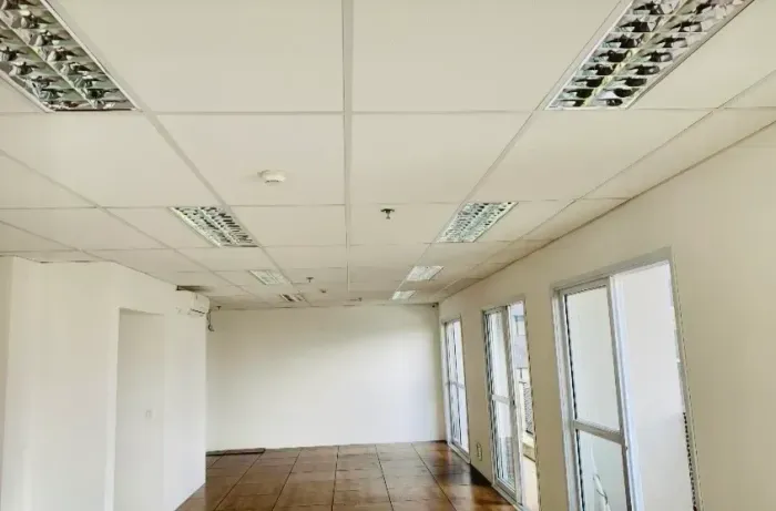 Escritório para aluguel e venda tem 40 metros quadrados com 1 quarto em Aclimação - São Pa