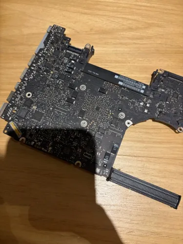 Logic board / placa mãe MacBook i5 a1278 funcionando 