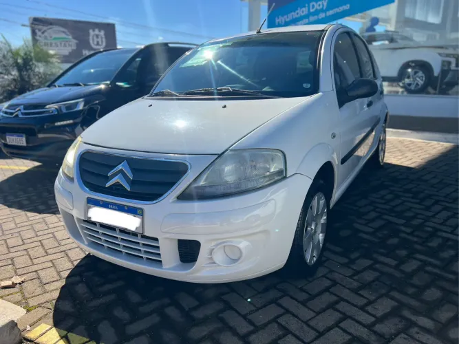 Citroen C3 GLX 1.4/ GLX Sonora 1.4 Flex 8V 5P 2012