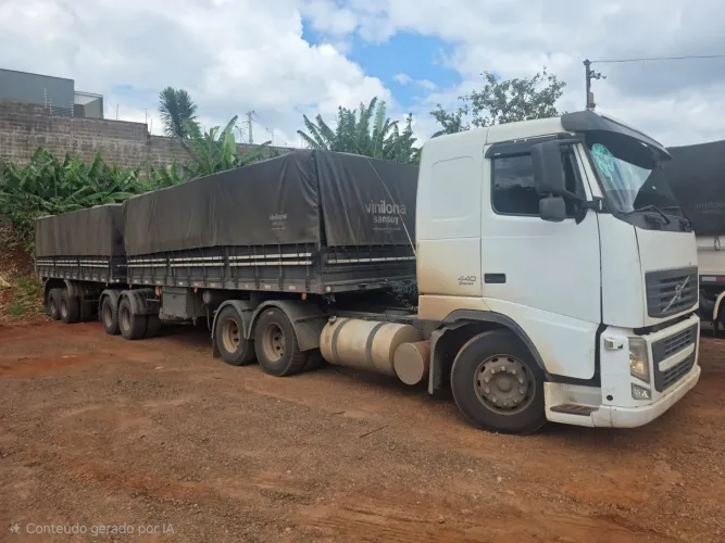 FH 440 ano 2010 6x2 Automático 
