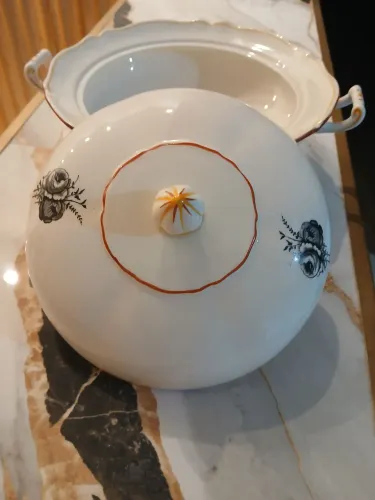 Sopeira de porcelana inglesa 1920/1930