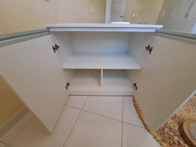 Armário de Canto Branco