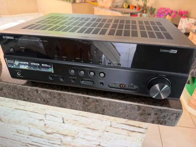 Receiver Yamaha RX-V373