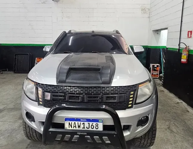 Ford Ranger Limited 3.2 20V 4X4 CD Aut. Dies. 2014