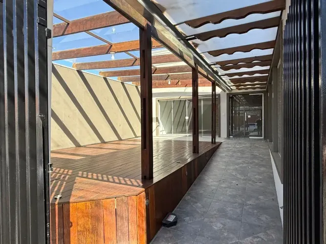 Comercial com 700m² no Centro de São José dos Pinhais