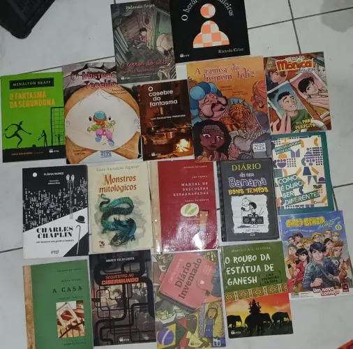 Livros infantis, juvenis e paradidáticos