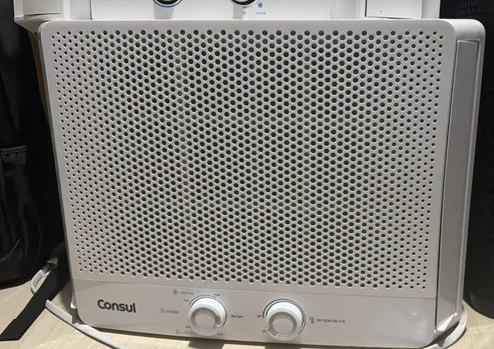 Ar-condicionado 7,500 btus e 10mil btus