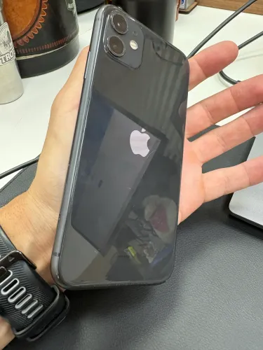 iPhone 11