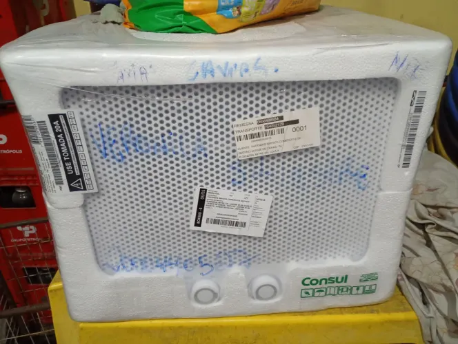 Ar 7.500 Consul no plástico