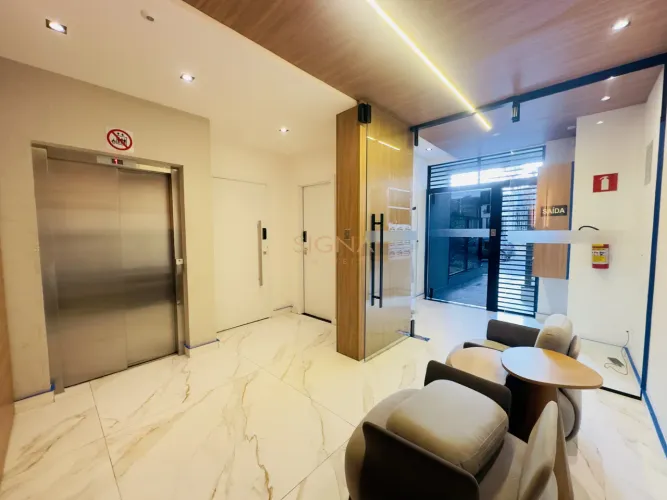 Apartamento com 4 suítes, varanda gourmet e 3 vagas para locação na Rua Pasteur, Centro, J