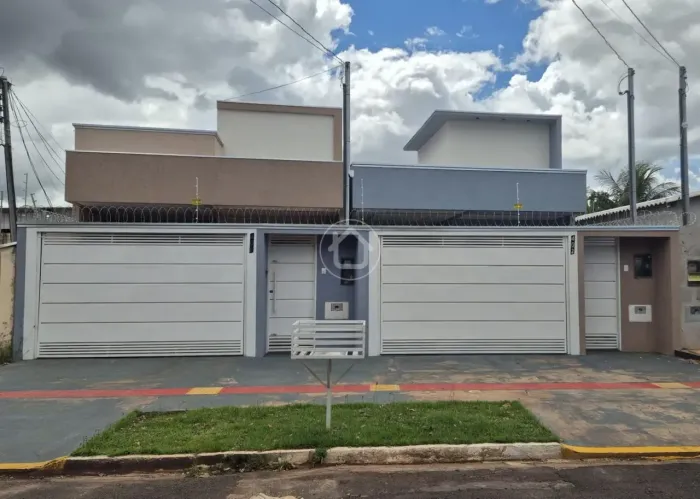 CASA COM 3 DORMITORIOS REGIÃO DO TAVEIROPOLIS