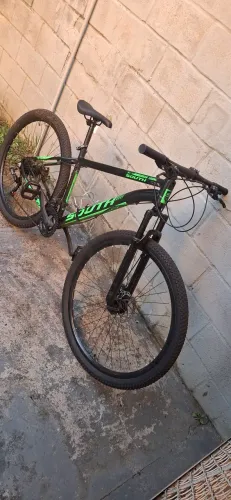 Duas Bicicletas South Legend Aro 29 - pouco usada