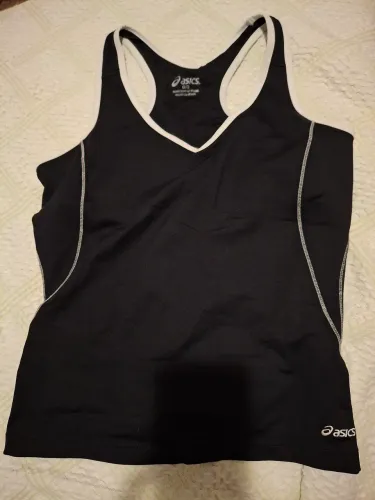 Blusa asics