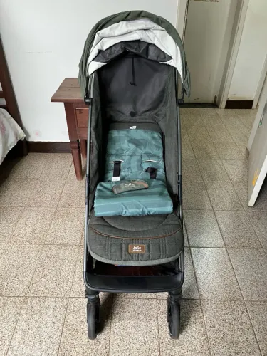 Carrinho de bebê Joie
