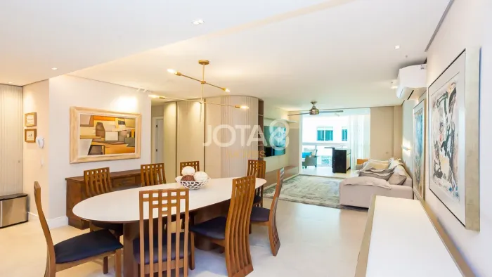 APARTAMENTO REFORMADO E 100% MOBILIADO EM FRENTE AO MON Lindo Apartamento Reformado E 100%