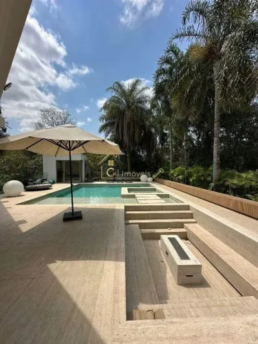 Casa de alto padrão a venda no Condomínio Montserrat em Betim, 5 quartos, 8 vagas, área de