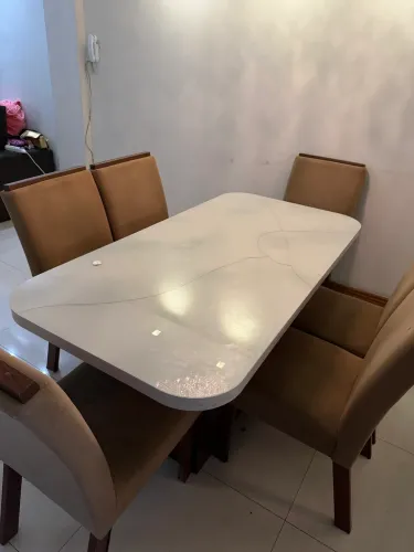 Mesa de jantar 6 cadeiras