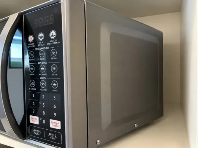 Micro Ondas Eletrolux Inox Espelhado 20 L