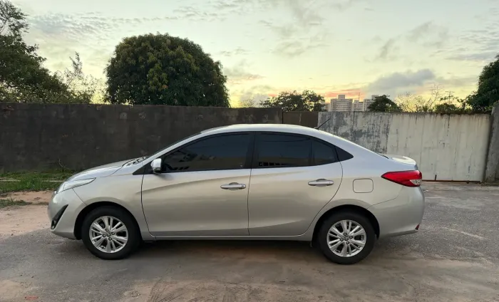 Toyota Yaris XL Sedan 1.5 Flex 16V 4P Mec. 2019