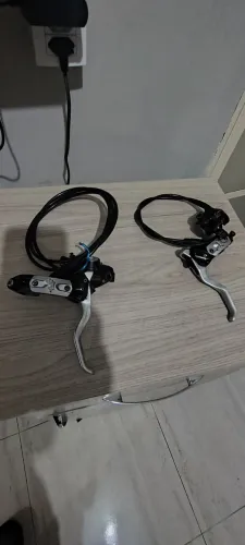 Vendo freio deore xt775 par
