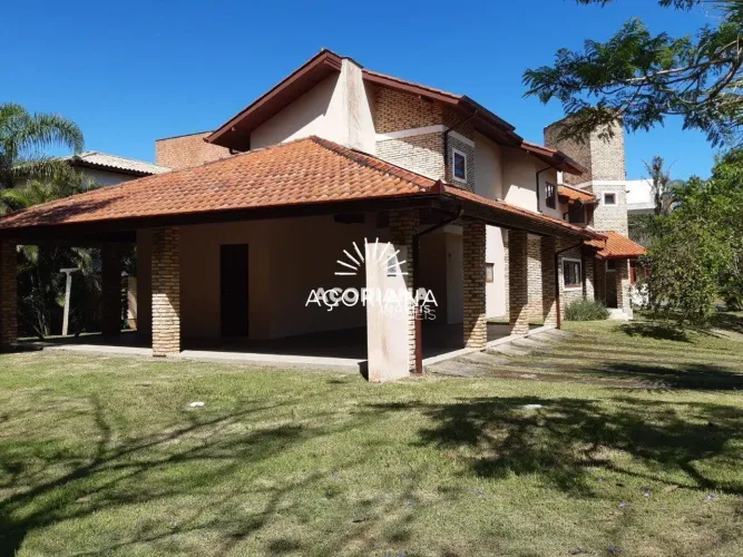 Casa 4 dormitórios para alugar Rio Tavares Florianópolis/SC