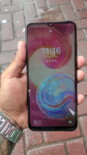 Celular SAMSUNG A04E 64gb 360$$