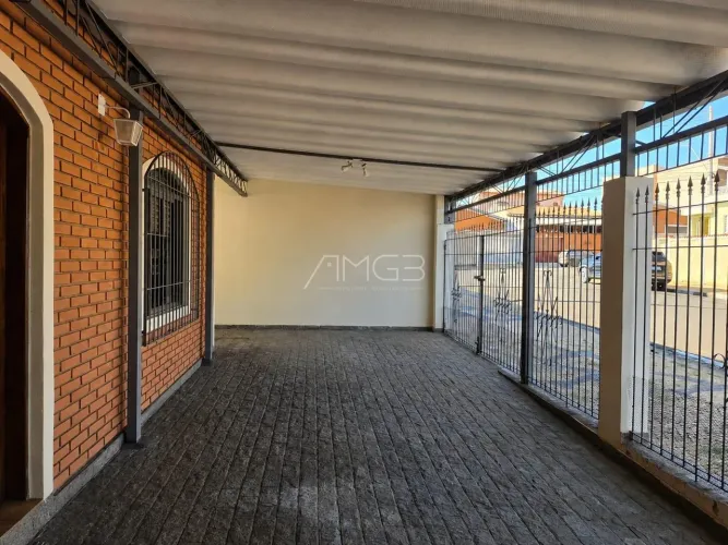 Casa á Venda 3 dormitorios com suíte Região Nova Europa