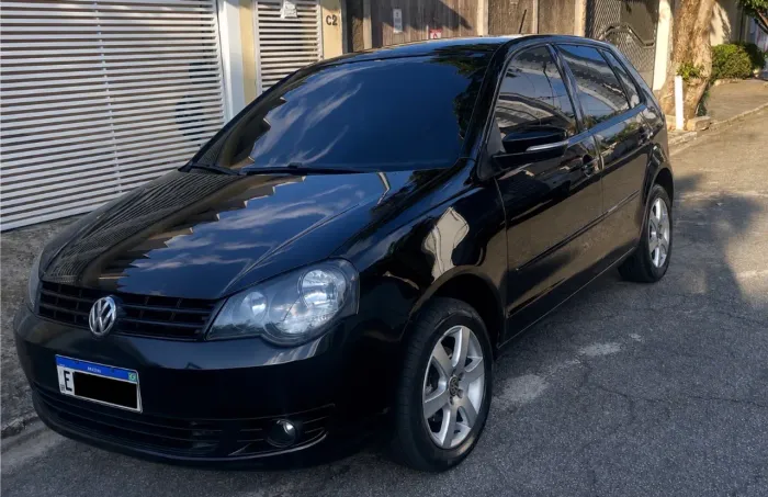Volkswagen Polo 1.6 Mi/s.ouro 1.6 MI Tot.flex 8V 5P 2013