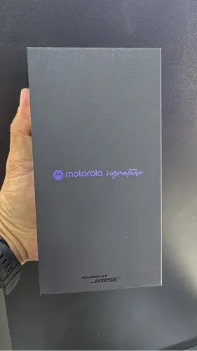 Smartphone Motorola Signature 5G - 512GB 24GB