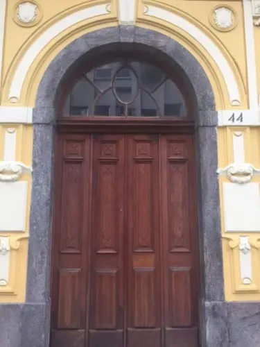PREDIO COMERCIAL NO CENTRO