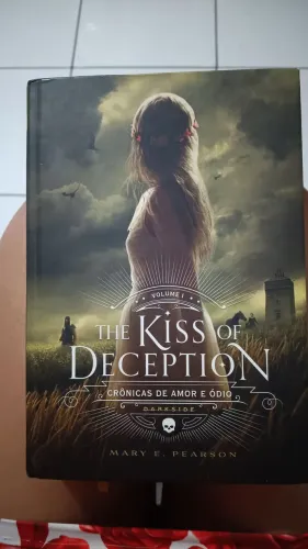 Livro semi novo