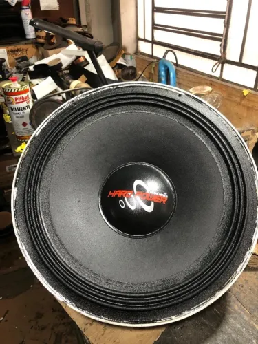 Vendo auto falante oz de 1400 rms reparo reforçado