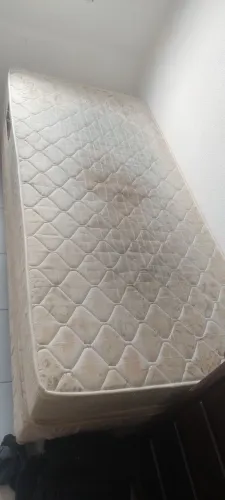 Cama de solteiro