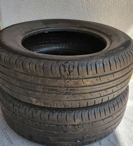 Par 215/65 R16 102H Grandtrek - Semi novos