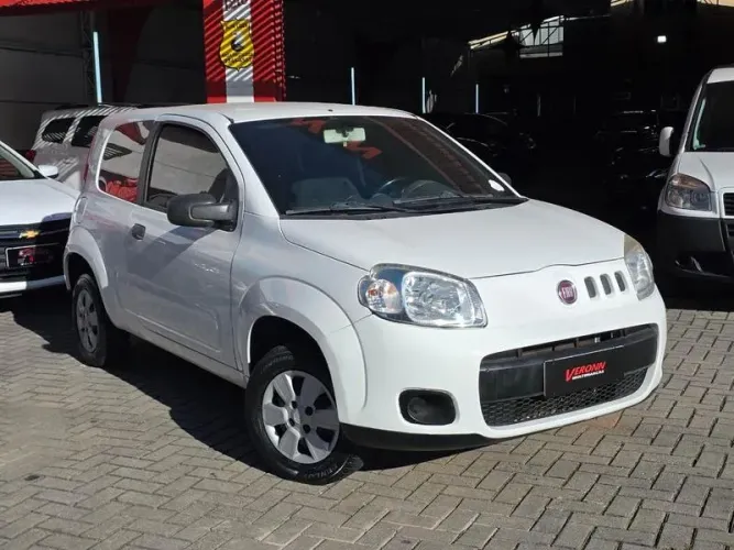 Fiat Uno Vivace Celeb. 1.0 EVO F. Flex 8V 3P 2014