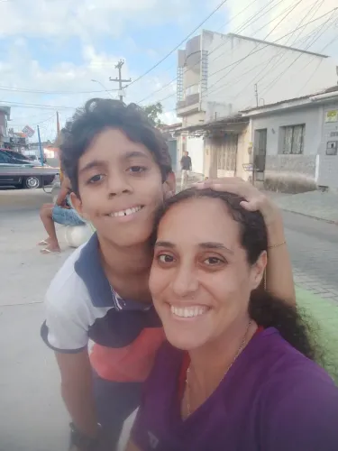 Aceito um emprego informal no primeiro horário das 8:30 até às 11 horas da manhã.