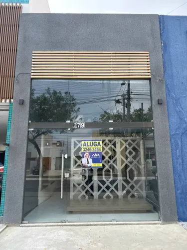 Ponto Comercial para alugar na Avenida Professor Acrísio Cruz, bairro Treze de Julho